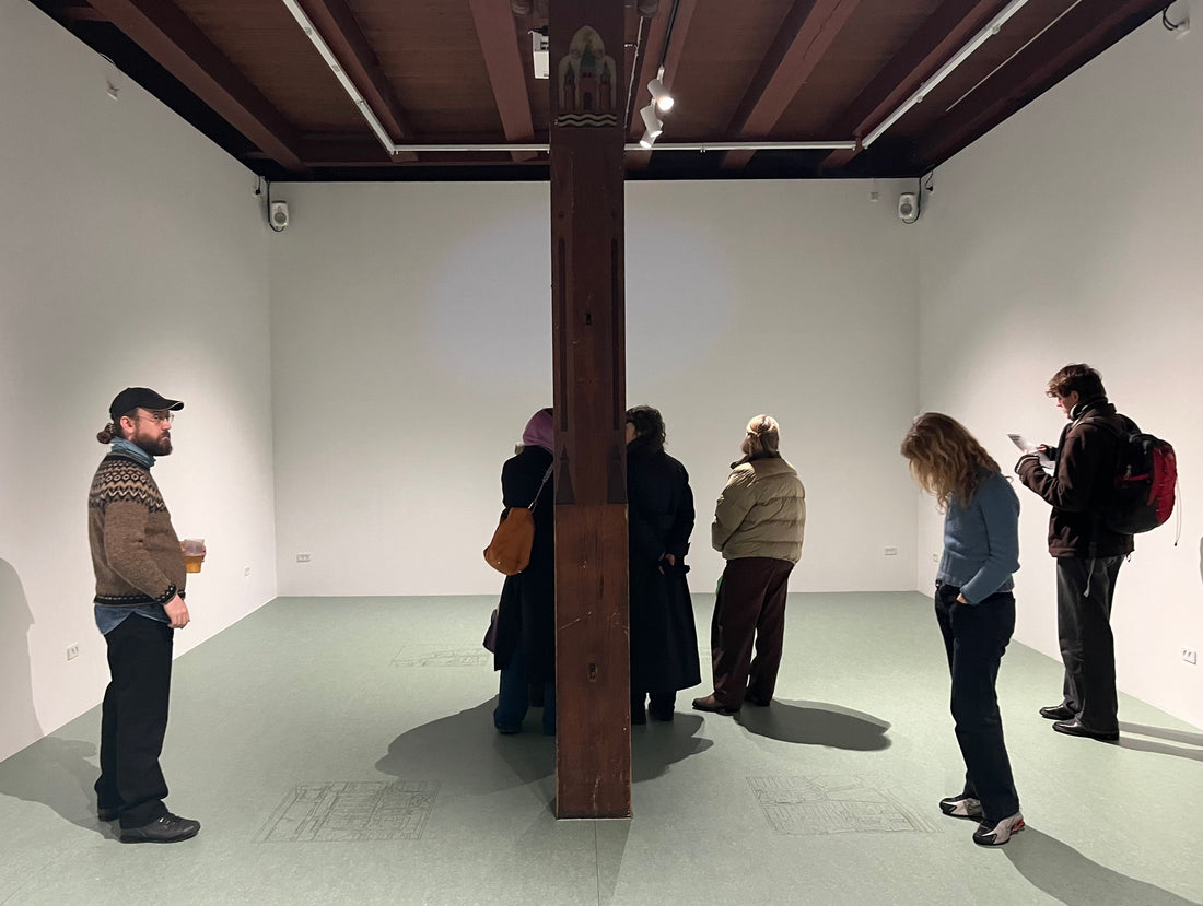 Nyt installationsværk i Nikolaj Kunsthal diskuterer vores hospitalsarkitektur